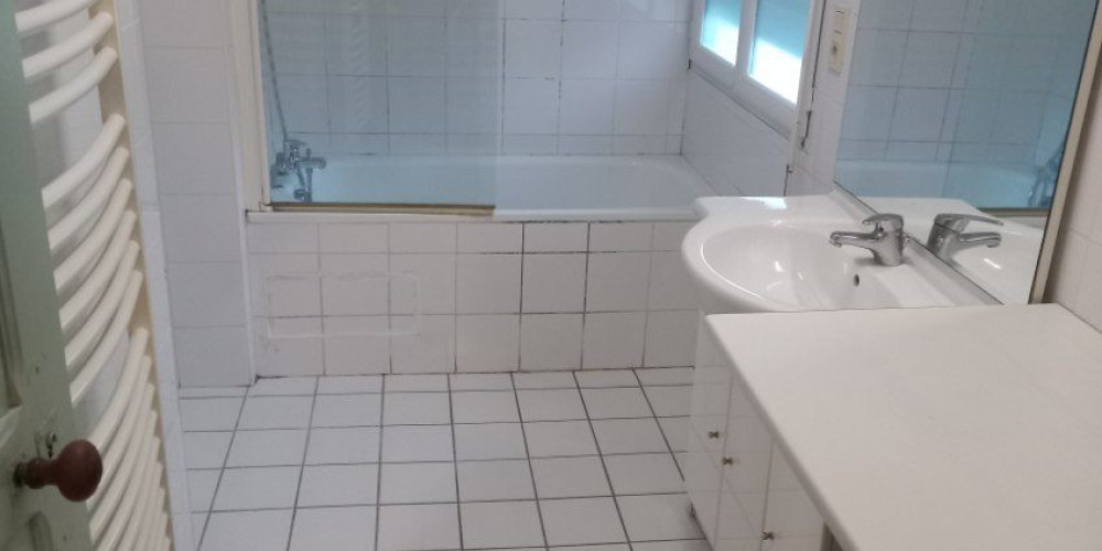 appartement à OLORON STE MARIE (64400)